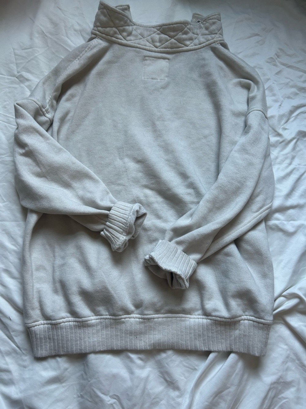 Aerie Oh Snap! Sweatshirt in White - Picture 4 of 5